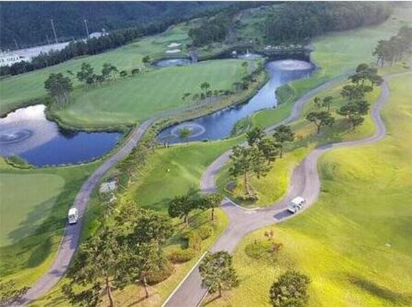 golf course